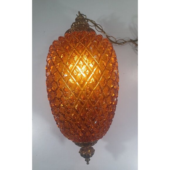VTG MCM 1960s XL Amber Glass & Brass Pineapple Diamond Quilted Hanging Swag Lamp - Picture 2 of 11